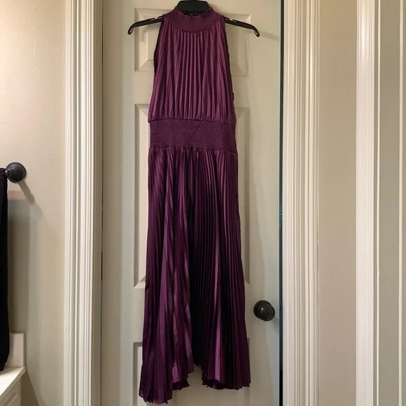 open lace back dress August Modest Midi in Dusty Lavender Large